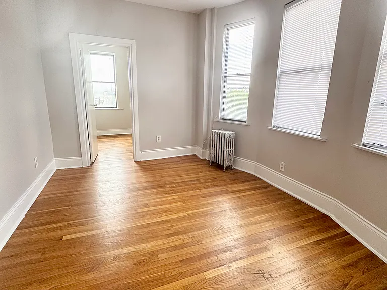 303 58th St #14D — Photo 4