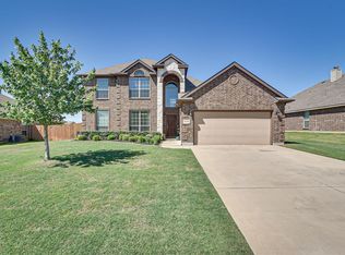 1046 Chandler St, Kennedale, TX 76060