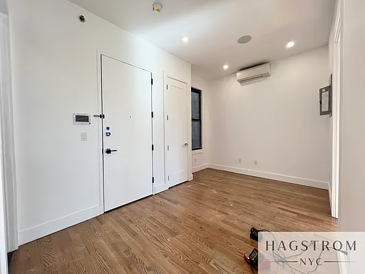 Rented by Hagstrom Management Inc | media 21