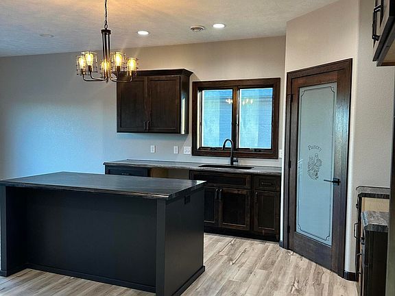 4th image of 2804 Cottonwood Cir