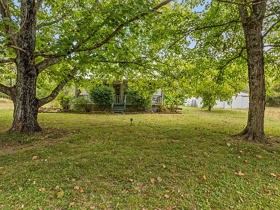 3rd image of 2174 Tinnin Rd
