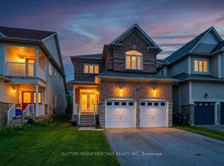 16 Shrewsbury Dr, Whitby, ON L1M 0C7