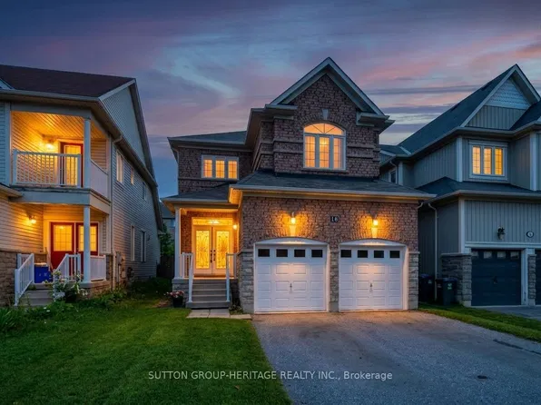 16 Shrewsbury Dr, Whitby, ON L1M 0C7