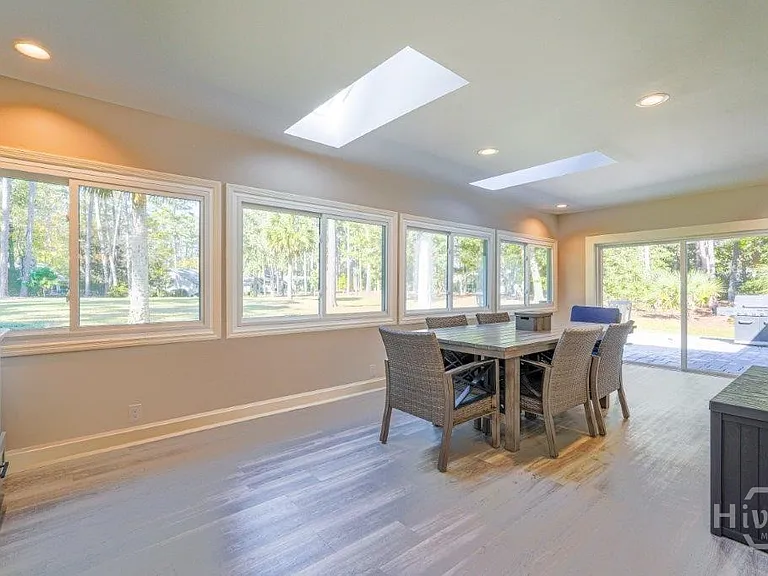 53 Village Green Cir — Photo 18