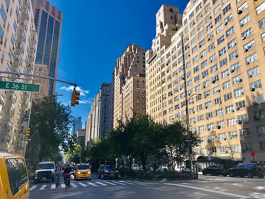 Rented by Stonehenge NYC LLC | media 7