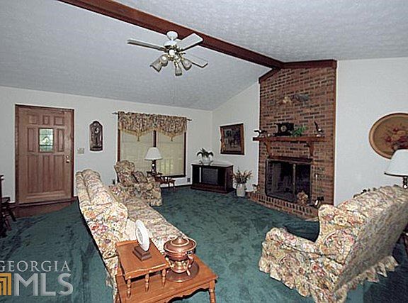 3rd image of 381 Bridgewood Dr SE
