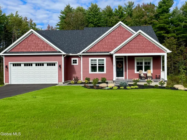 5 Kerr Drive, Wilton, NY 12831
