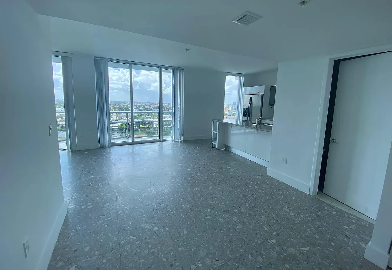 Studio, 580 sqft, $2,200 — Photo 1