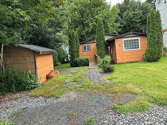 2nd image of 35196 Sward Rd
