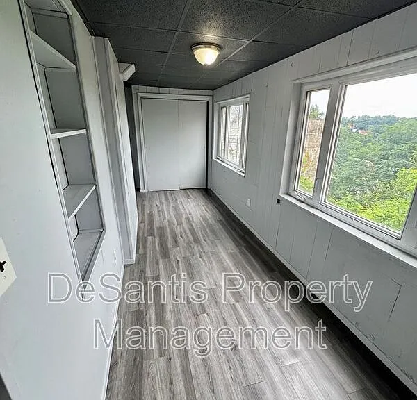 1810 Brownsville Rd #2 — Photo 27