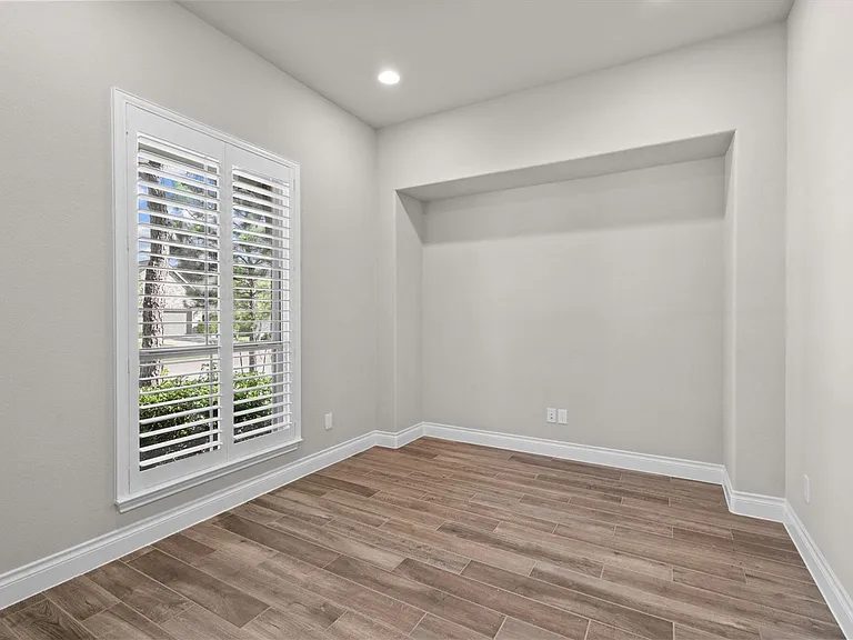 28348 Sterling Oak Dr — Photo 16