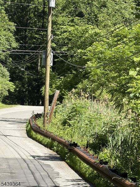 2nd image of 16 Babtown Rd