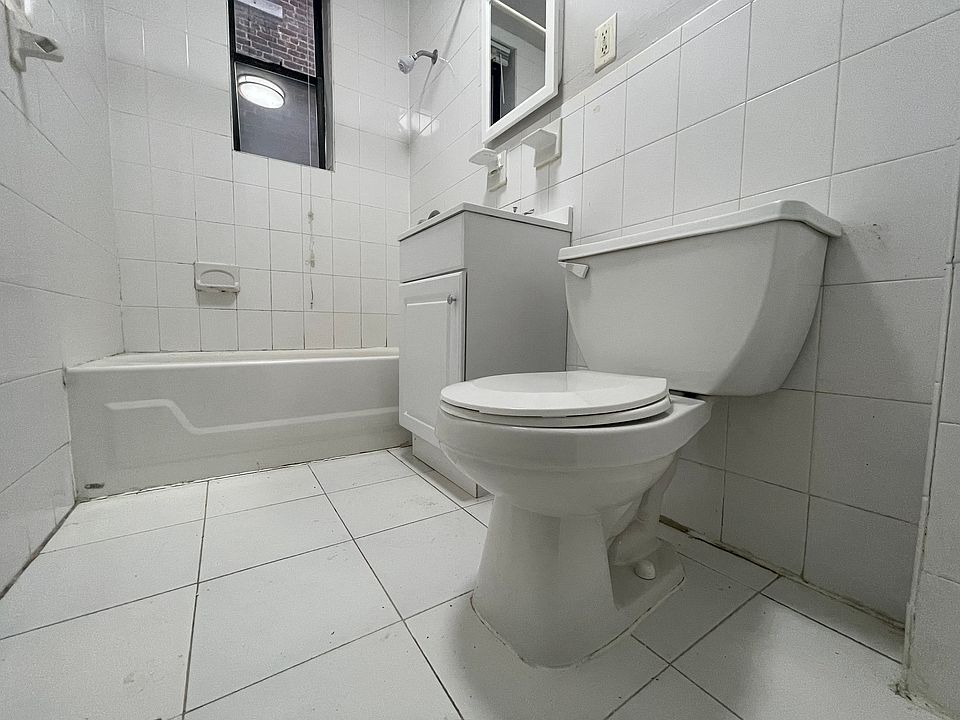 2nd image of 110 61st St #24E