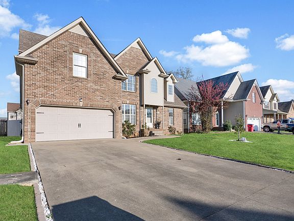 3rd image of 3381 Melissa Ln