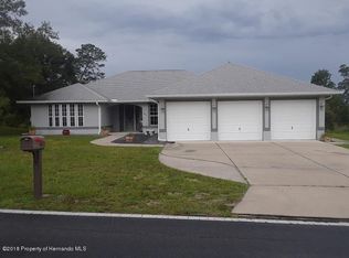 8421 Weeping Willow St, Brooksville, FL 34613