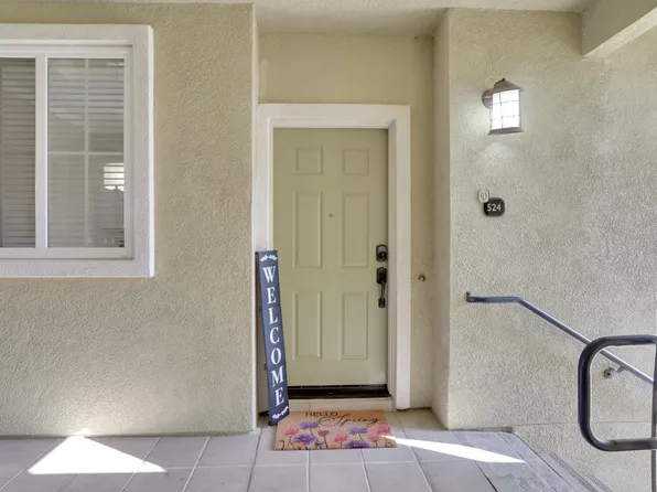 1360 Shady Ln APT 524, Turlock, CA 95382