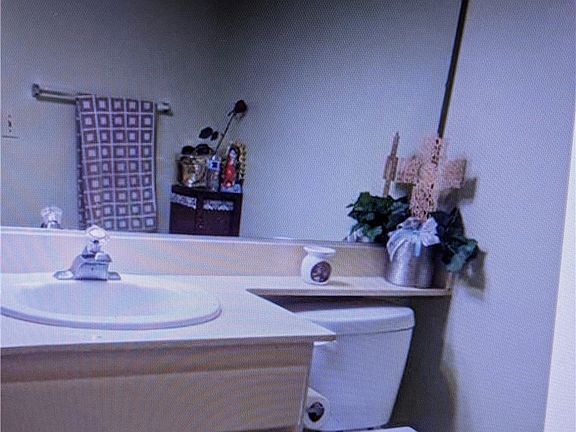4th image of 13483 Hubbard St Unit 20