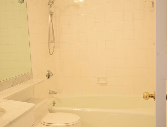 4th image of 301 W 57th St APT 9E
