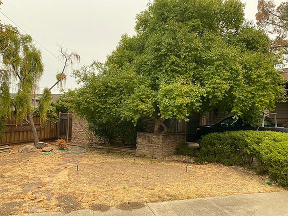 5th image of 11248 Catalina Ct