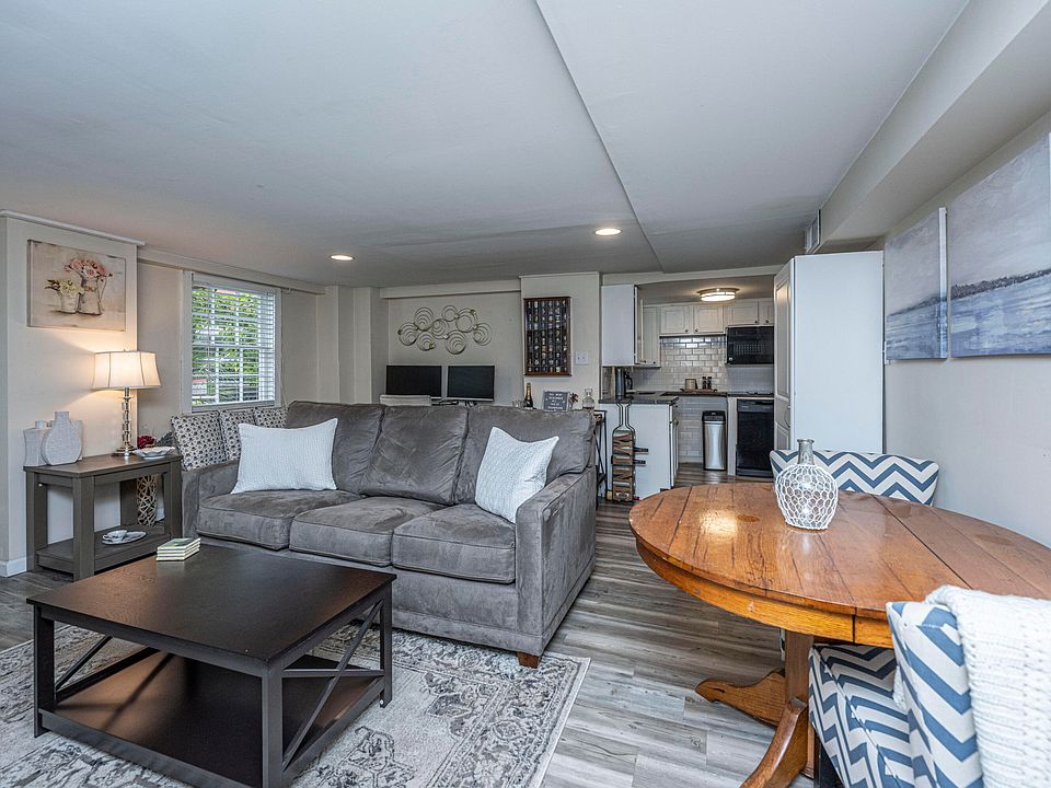 65 Vanderhorst St APT B, Charleston, SC 29403 Zillow