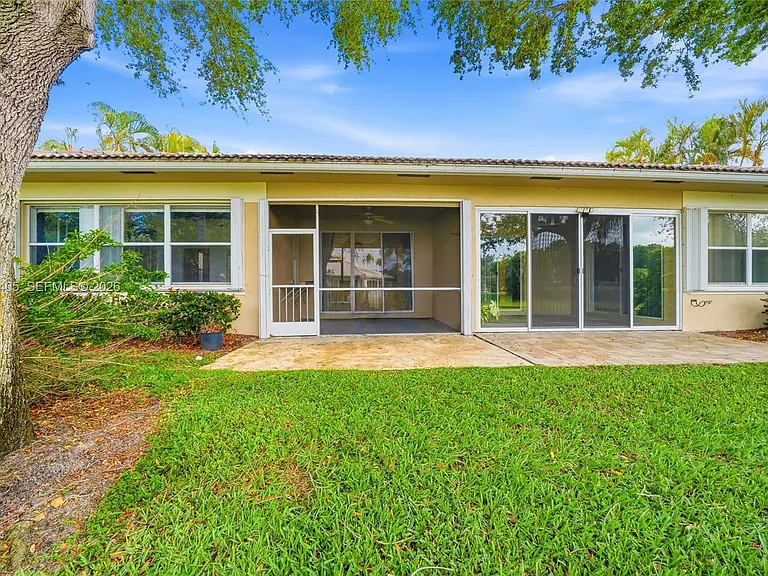 2513 Coral Trace Pl — Photo 18