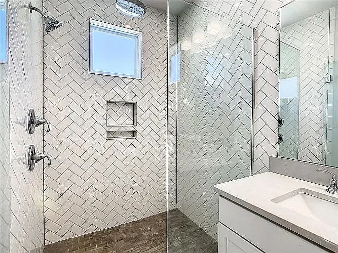 13426 Gabor Ave — Photo 28