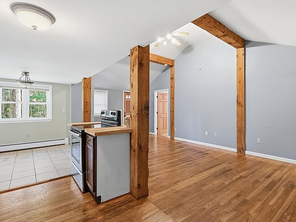 4th image of 219 W High Street