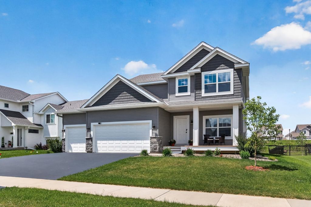 18333 Glacier Way, Lakeville, MN - View 2
