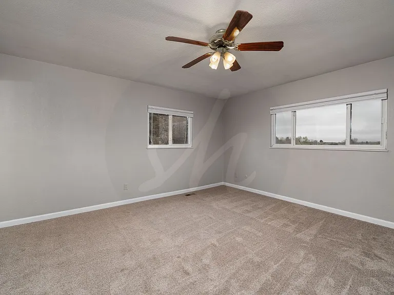 2630 Maroon Bells Ave — Photo 7
