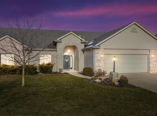 1827 Medina Cv, Fort Wayne, IN 46845
