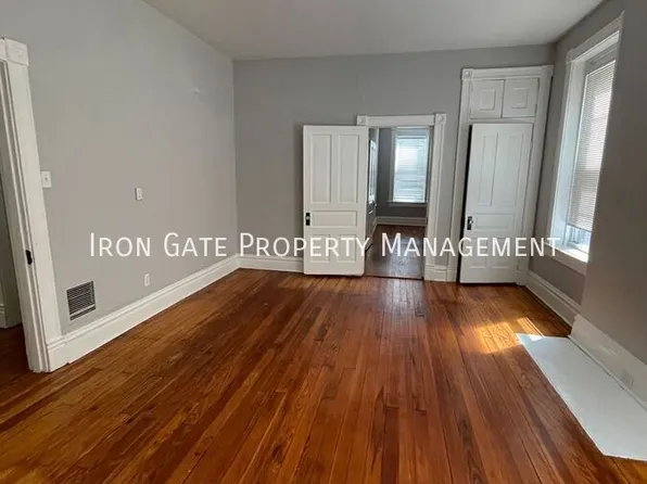 2854 Wyoming St, Saint Louis, MO 63118