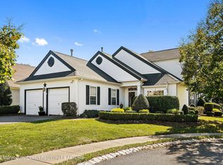 9 Bomar Ct, Manchester, NJ 08759