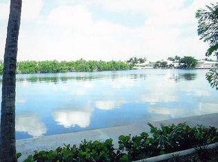 6520 N Ocean Blvd #90, Ocean Ridge, FL 33435