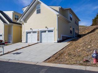 70 Windgate Cir #104, Fishersville, VA