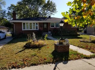 711 N Mavis Ln, Addison, IL 60101