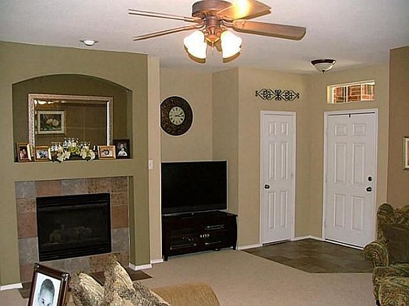 4th image of 2404 Cypress Point Dr