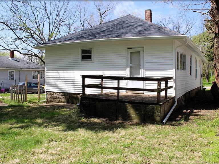 114 S Horace Ave — Photo 2
