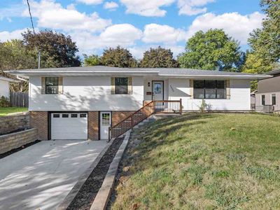 1430 Rochester Ave, Iowa City, IA, 52245