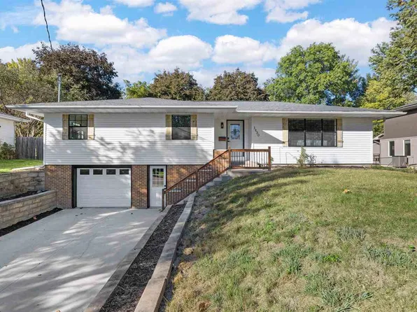 1430 Rochester Ave, Iowa City, IA 52245