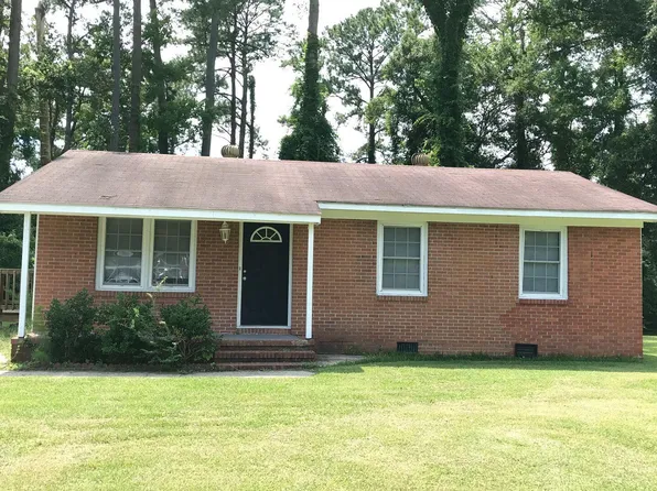 100 Knight Place, Jacksonville, NC 28546