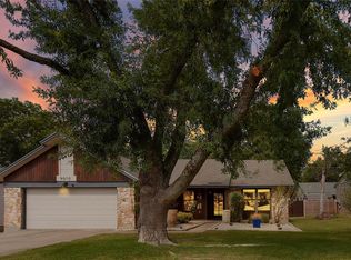 9010 Texas Oaks Dr, Austin, TX 78748