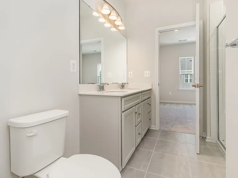 4936 Dunhaven Dr — Photo 13