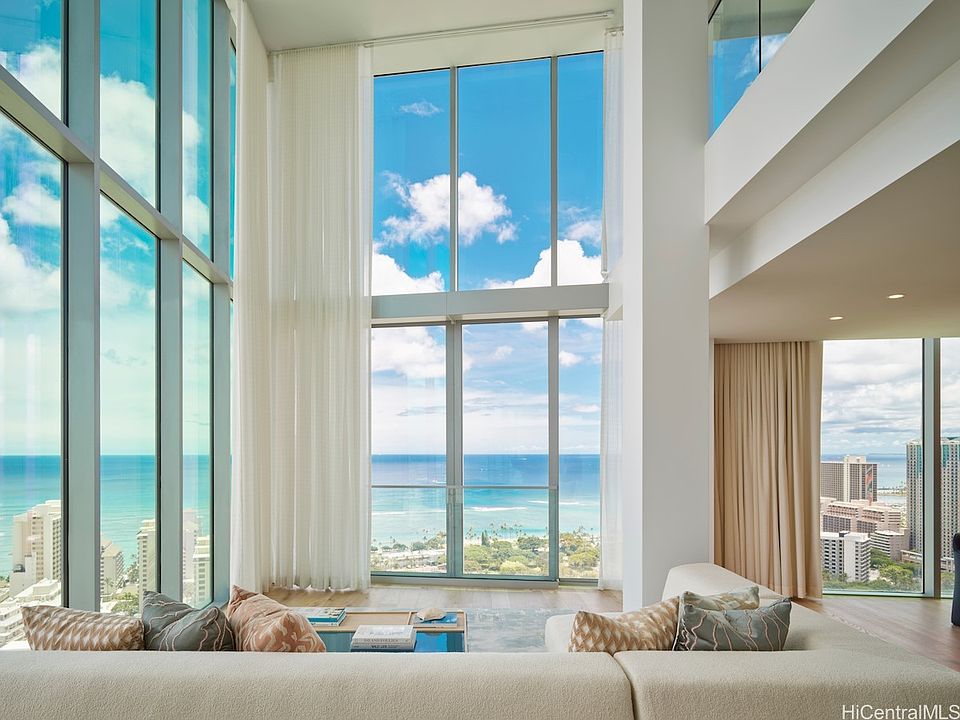 1st image of 2139 Kuhio Ave #Penthouse E