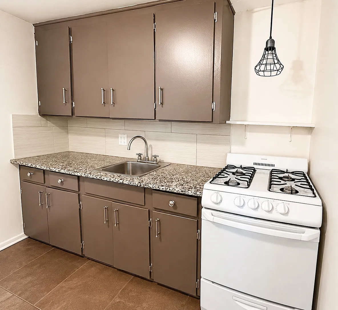 2 bed, 1000 sqft, $1,200 — Photo 1