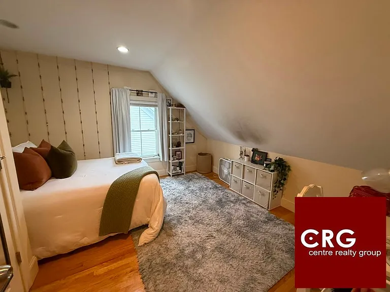 25 Lothrop St #2U — Photo 8