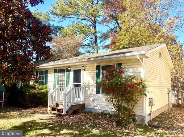 45394 Walnut St, Piney Point, MD 20674