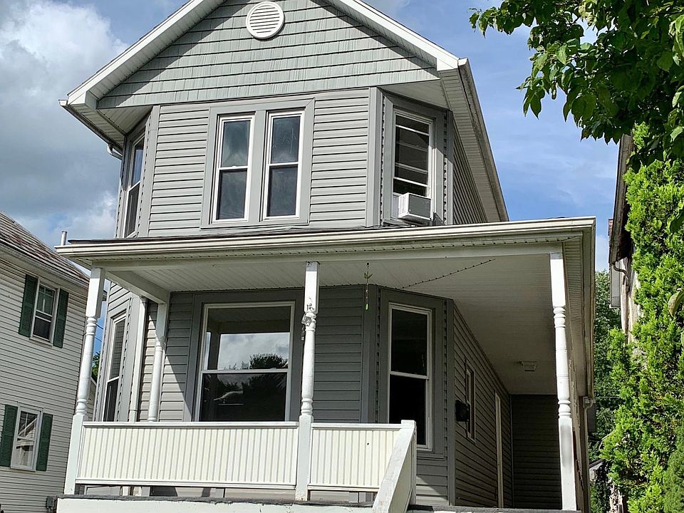 1st image of 810 4th St