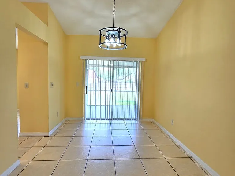 4733 N Dawnmeadow Ct — Photo 16
