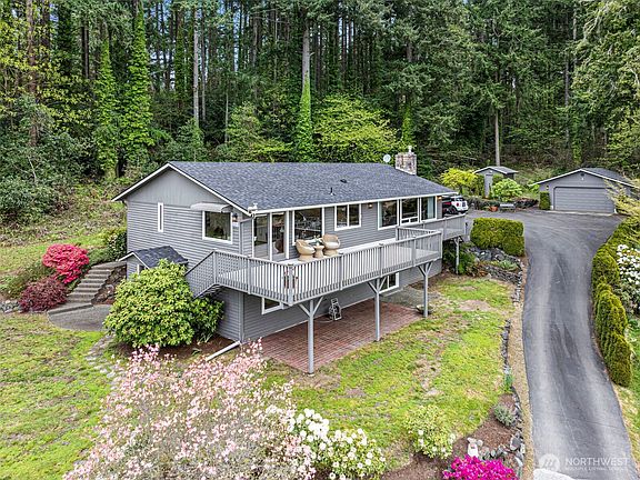 2nd image of 10519 Powell Dr. NW