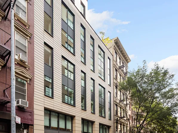 73 Sullivan Street image 11 of 11